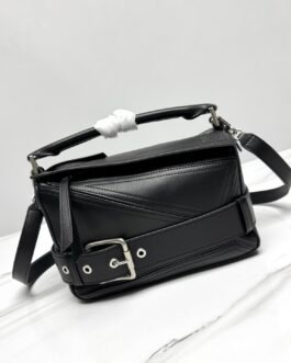 Sac Loewe Puzzle Biker en cuir, style moderne et élégant