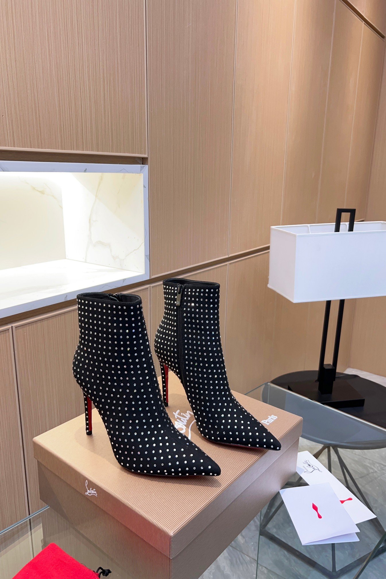 Escarpins Louboutin, confort & élégance pour femmes 36-43 – Image 8