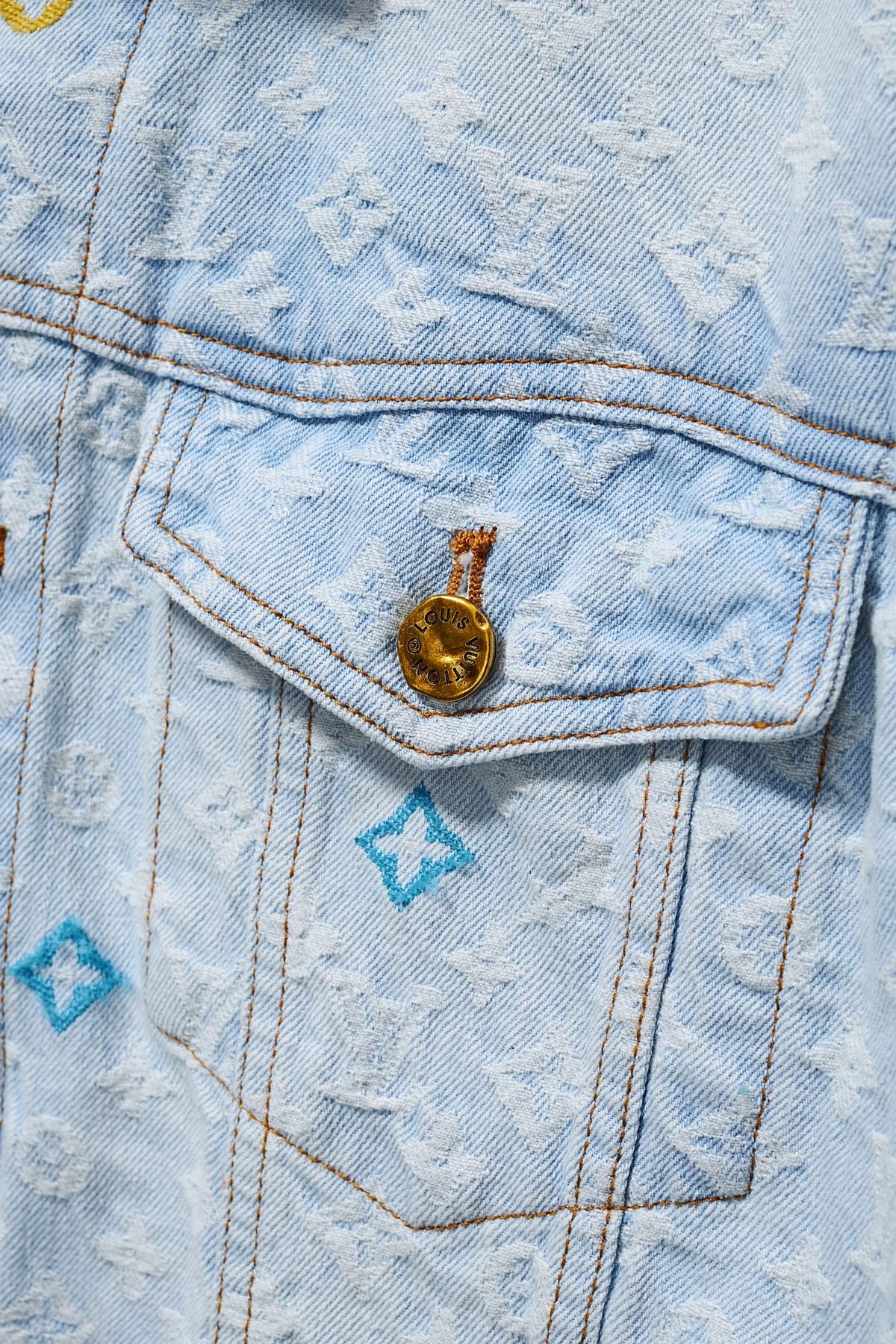 Veste en Jean Louis Vuitton pour un Style Élégant et Durable – Image 3