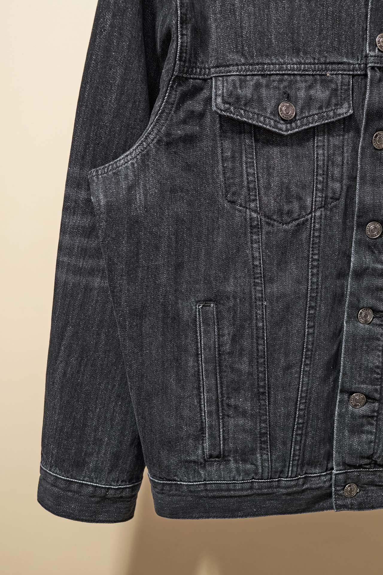 Veste en Jean Balenciaga Homme – Élégance Durable et Confort Optimal – Image 4