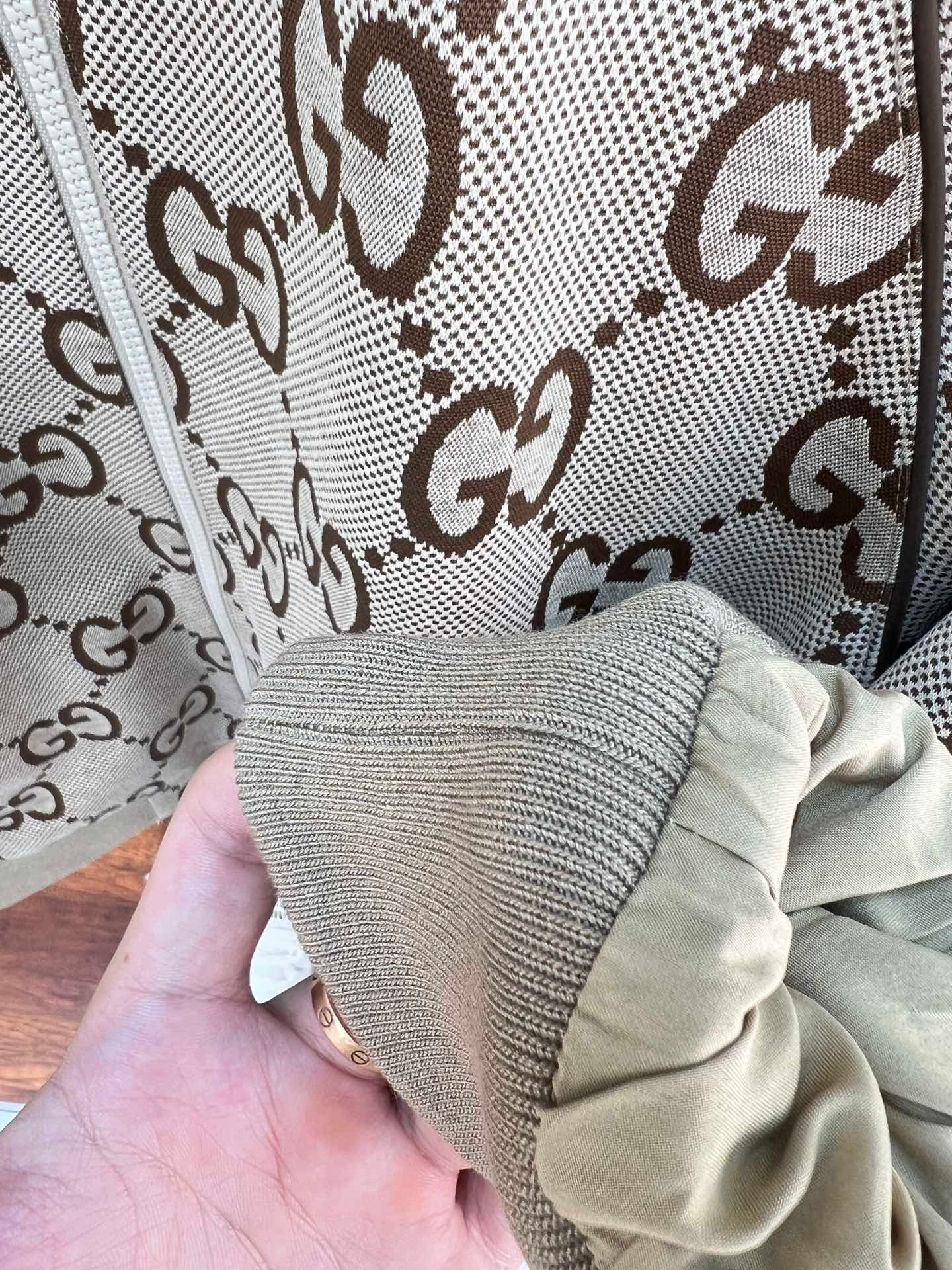 Veste Gucci Élégante en Coupe Régulière - Style Sophistiqué et Confort – Image 6