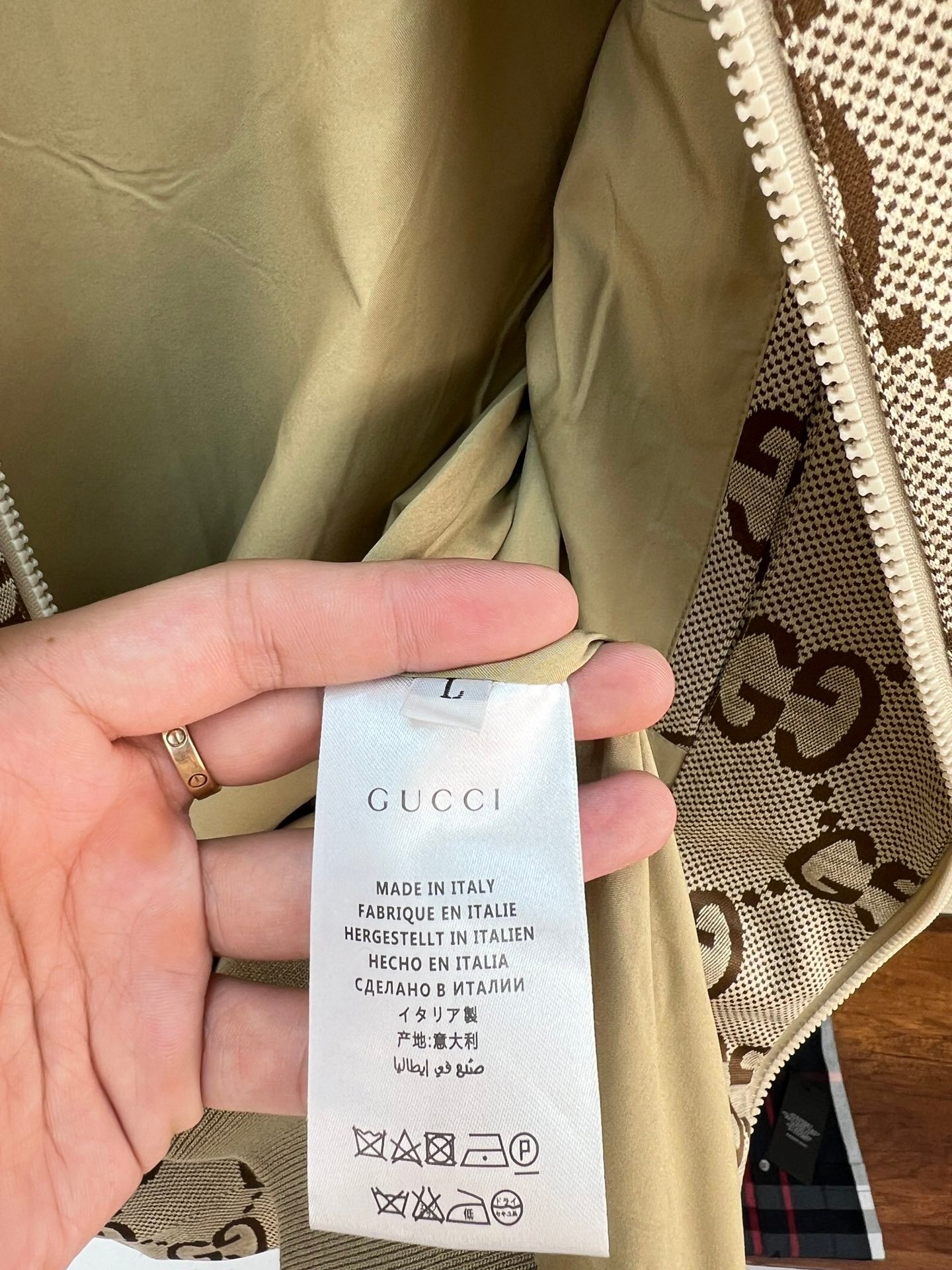 Veste Gucci Élégante en Coupe Régulière - Style Sophistiqué et Confort – Image 7