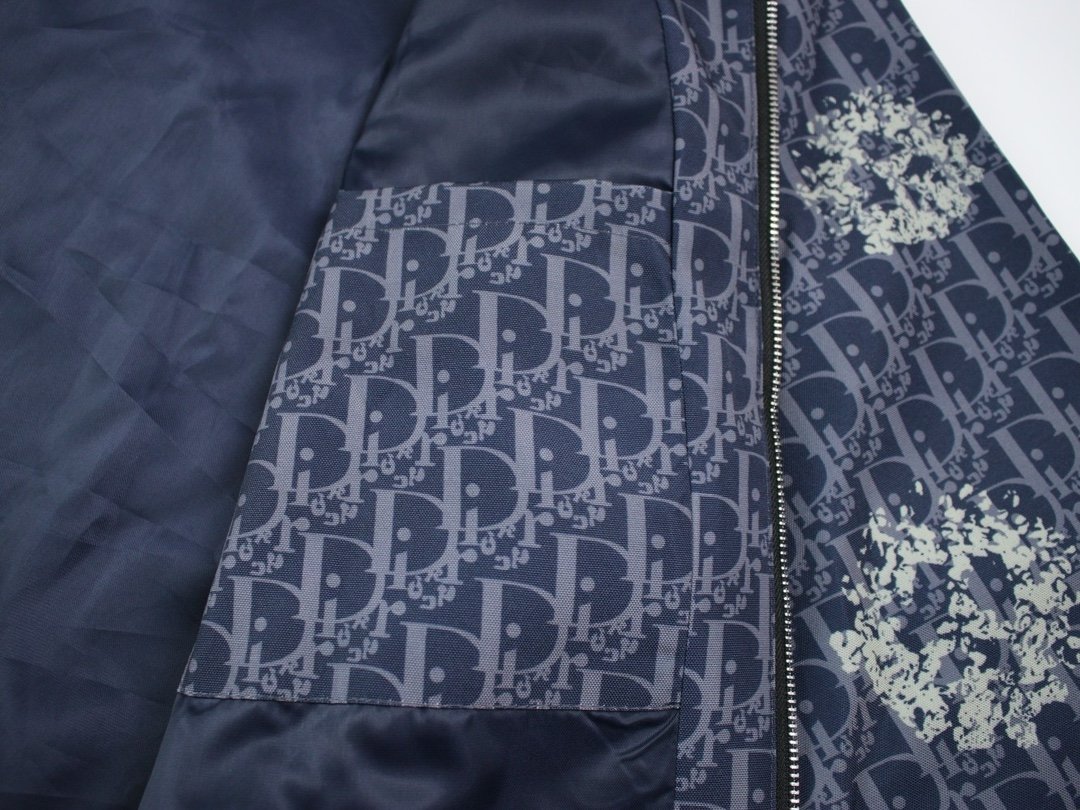 Chemise en denim Dior élégante, coupe régulière, tailles S à XXL – Image 5