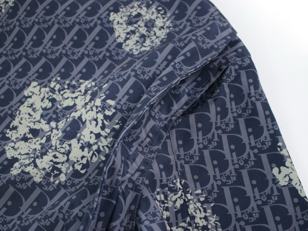 Chemise en denim Dior élégante, coupe régulière, tailles S à XXL – Image 8