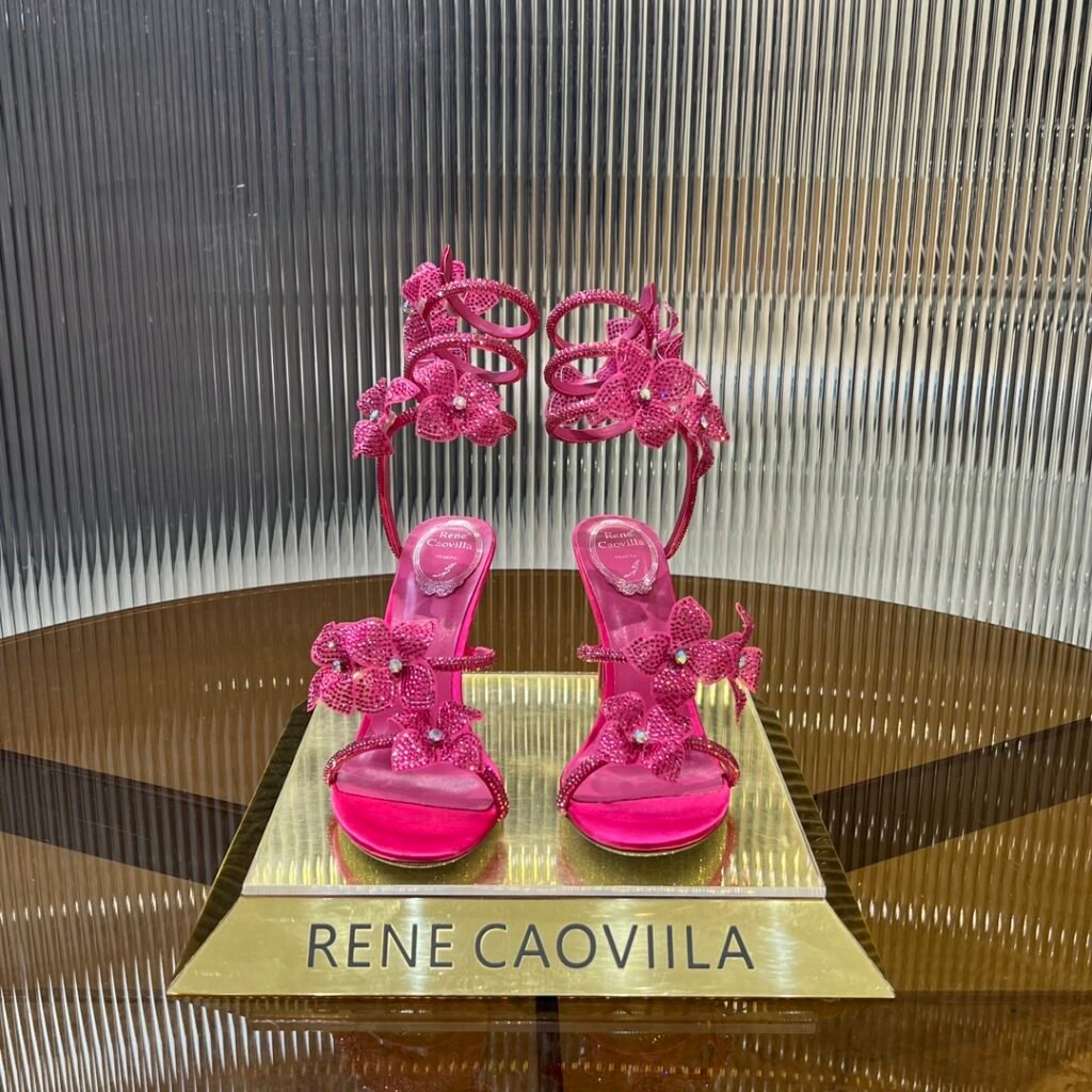 Escarpins René Caovilla en cuir avec détail floral et confort optimal