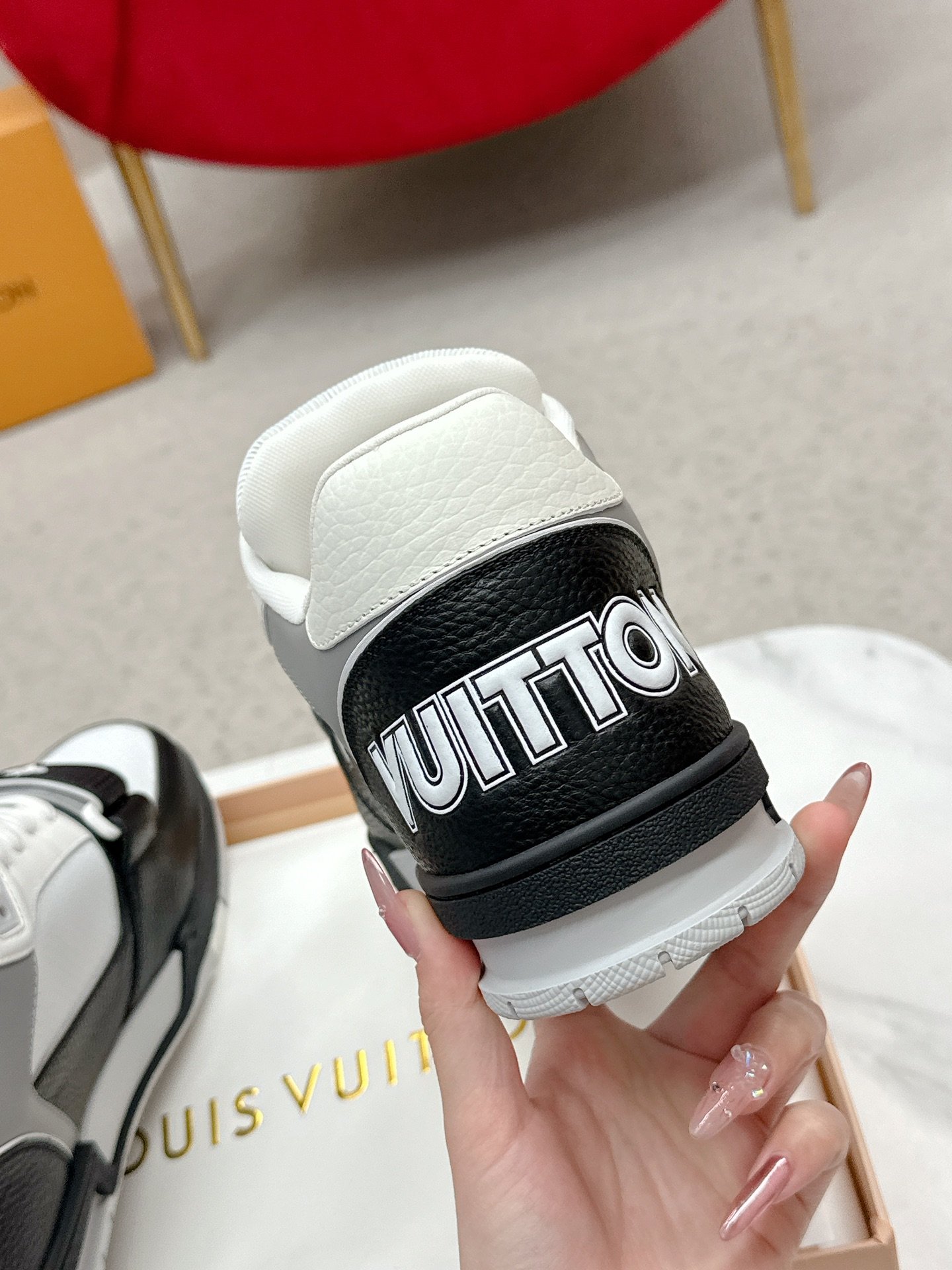 Sneaker Louis Vuitton Trainer 2025 – Élégance et Confort Premium – Image 35