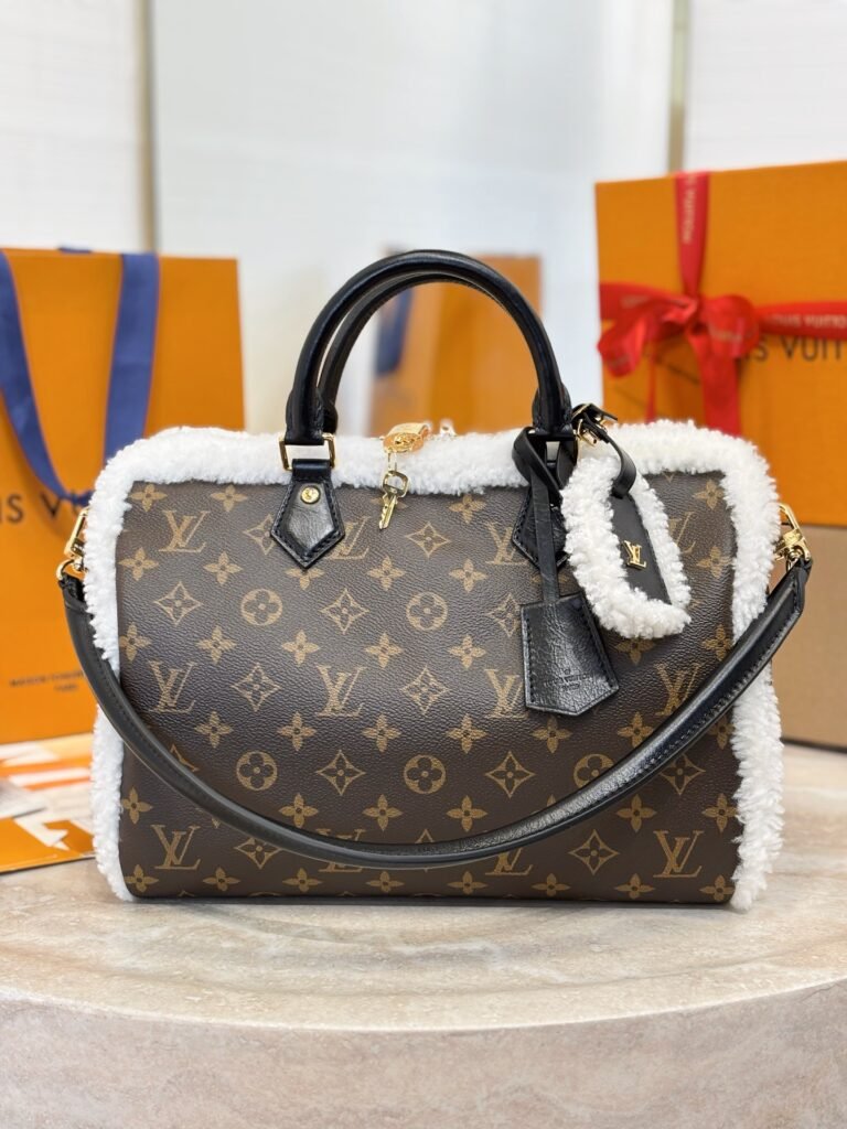 Sac à Main Speedy Soft 30 Teddy : Élégance, Confort et Durabilité