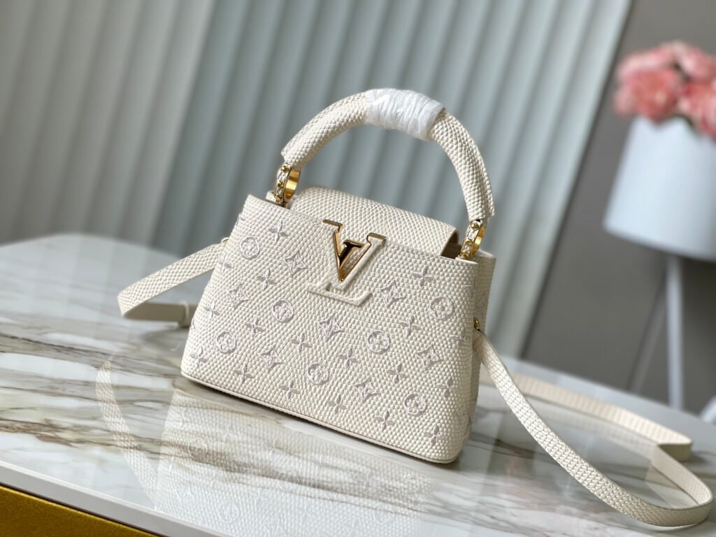 Sac Capucines Mini en Cuir Luxe – Élégance Compacte et Moderne