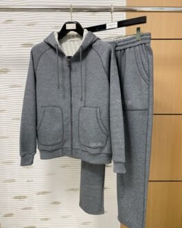 Ensemble survêtement Dior 2025 – Élégance & confort en gris et bleu