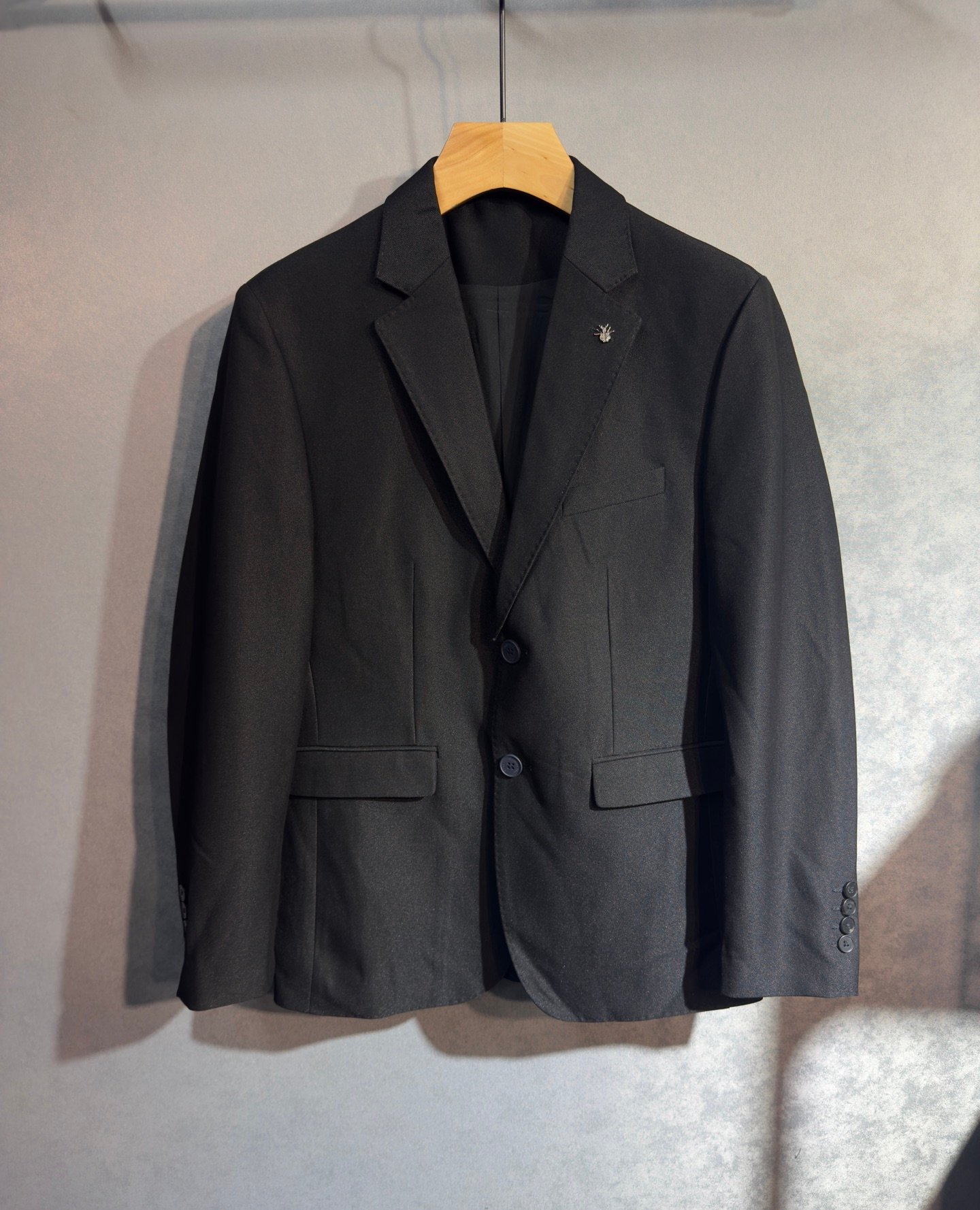 Ensemble Costume Dior Élégance Classique en Beige ou Noir Taille 48-56 – Image 17