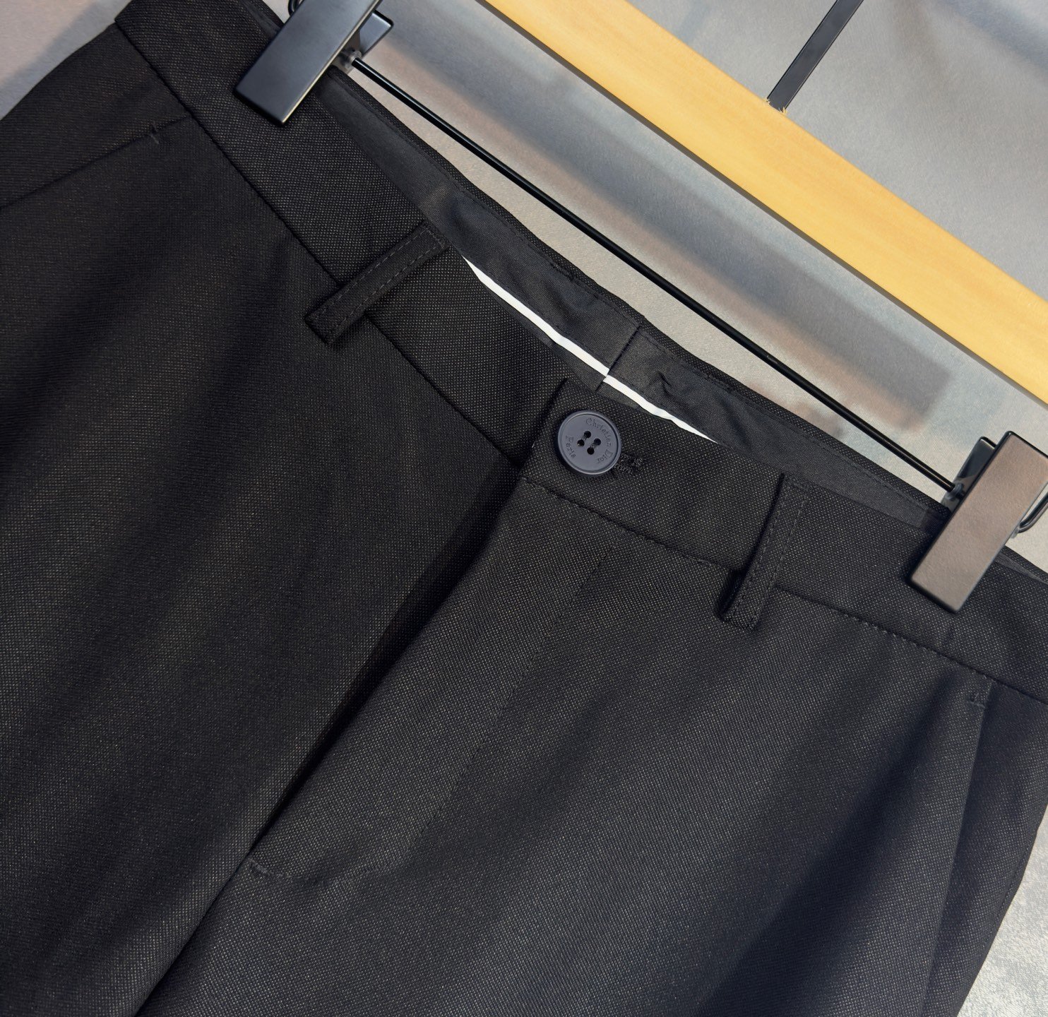 Ensemble Costume Dior Élégance Classique en Beige ou Noir Taille 48-56 – Image 26