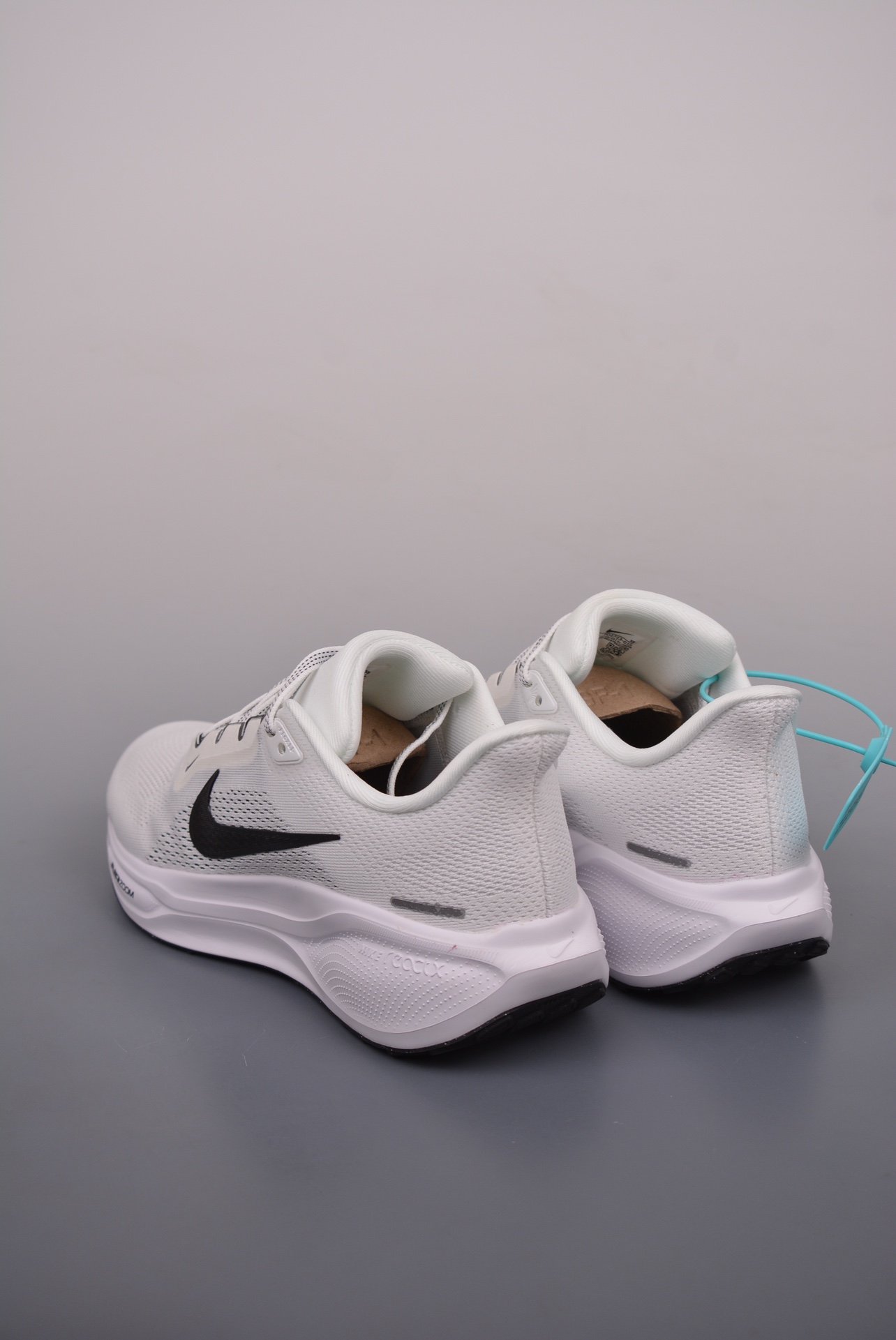 Basket Air Zoom Pegasus 4 Running Léger, Confort & Style – Image 2