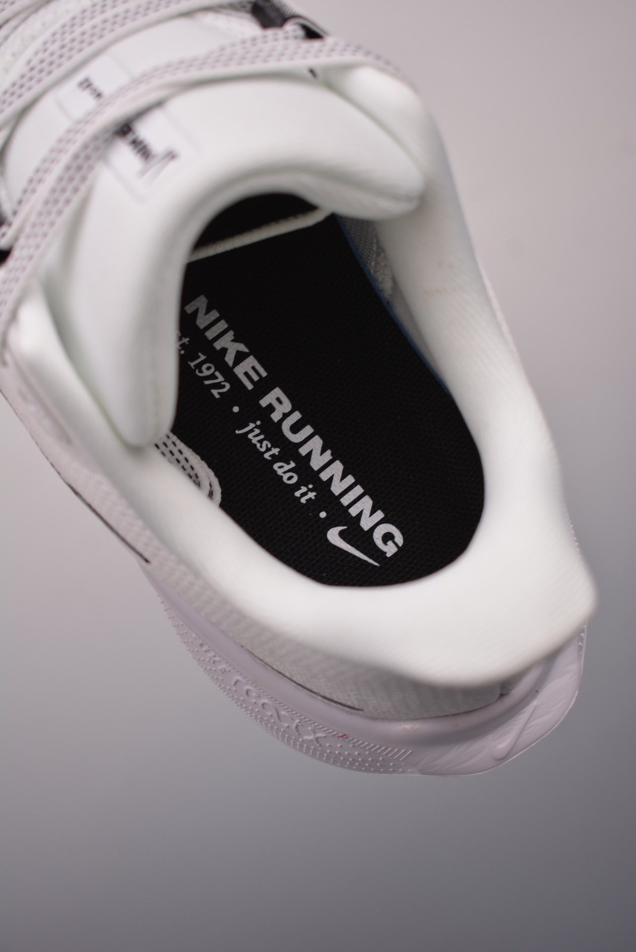 Basket Air Zoom Pegasus 4 Running Léger, Confort & Style – Image 9