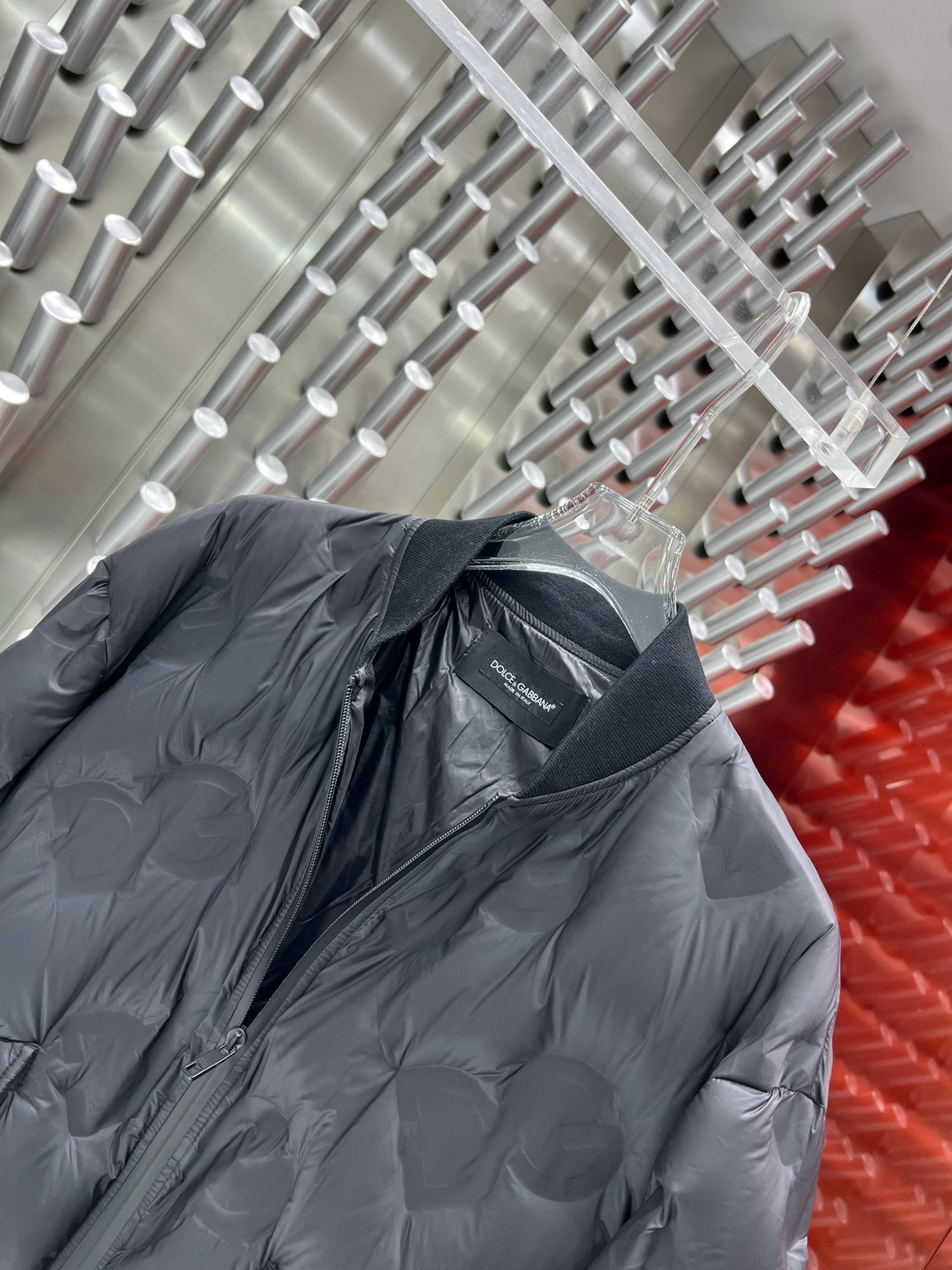 Doudoune Dolce & Gabbana Bomber Matelassé Logo Embossé Noir – Image 6