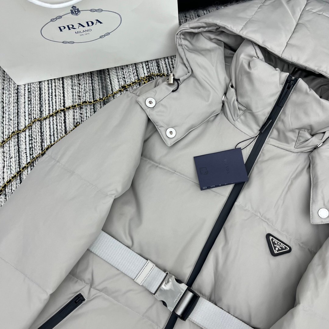 Doudoune longue Prada — Élégance, chaleur et luxe – Image 3