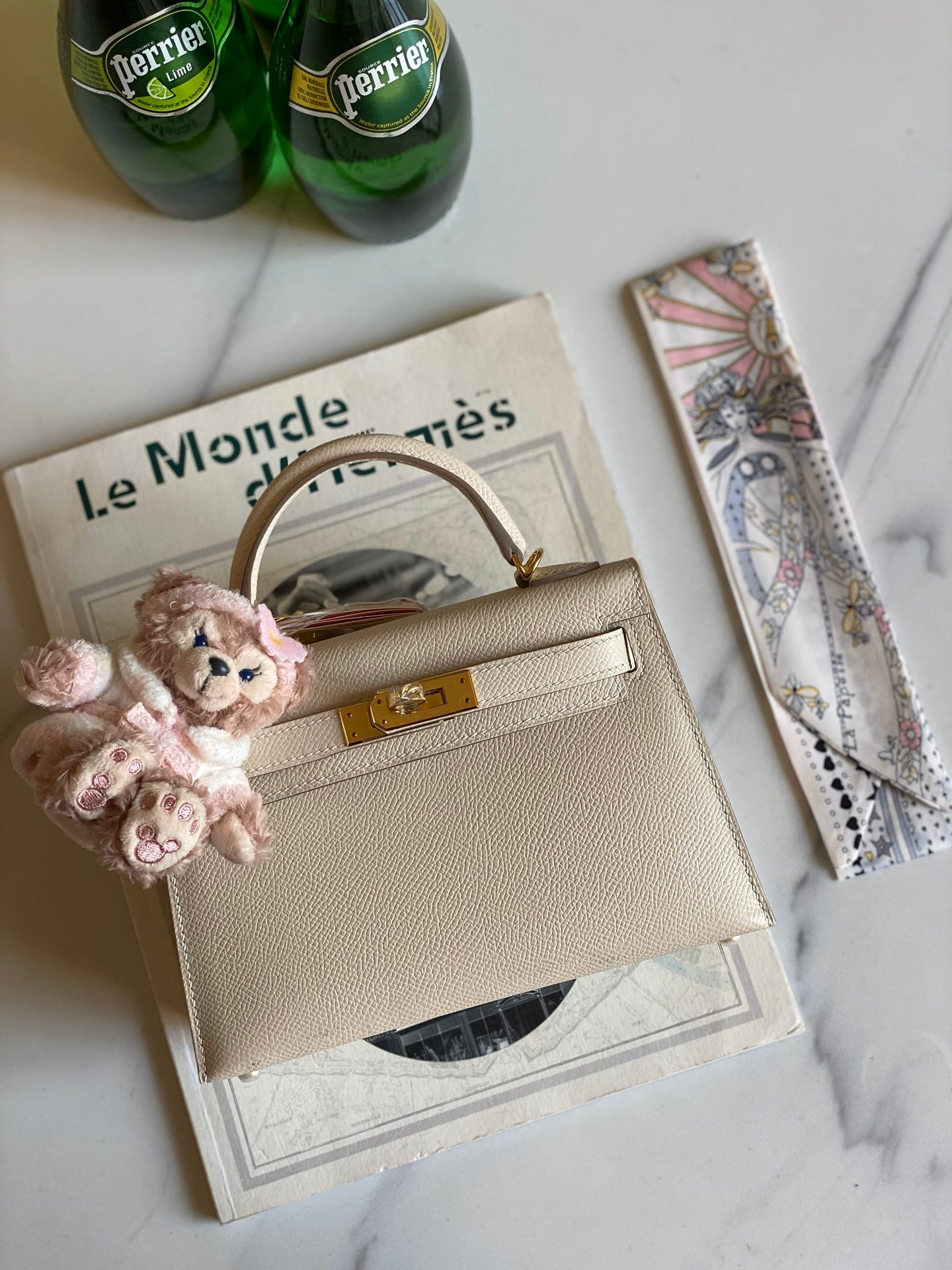 Sac Hermès Kelly en cuir véritable - Élégance et luxe intemporel