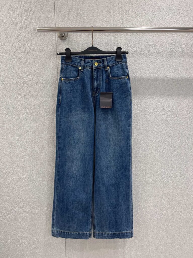 Jean Louis Vuitton en denim coupe droite