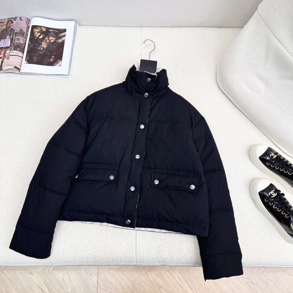 Loro Piana – Veste doudoune courte au design épuré