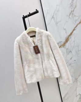 Veste en fourrure Loro Piana pour un style élégant et chaud