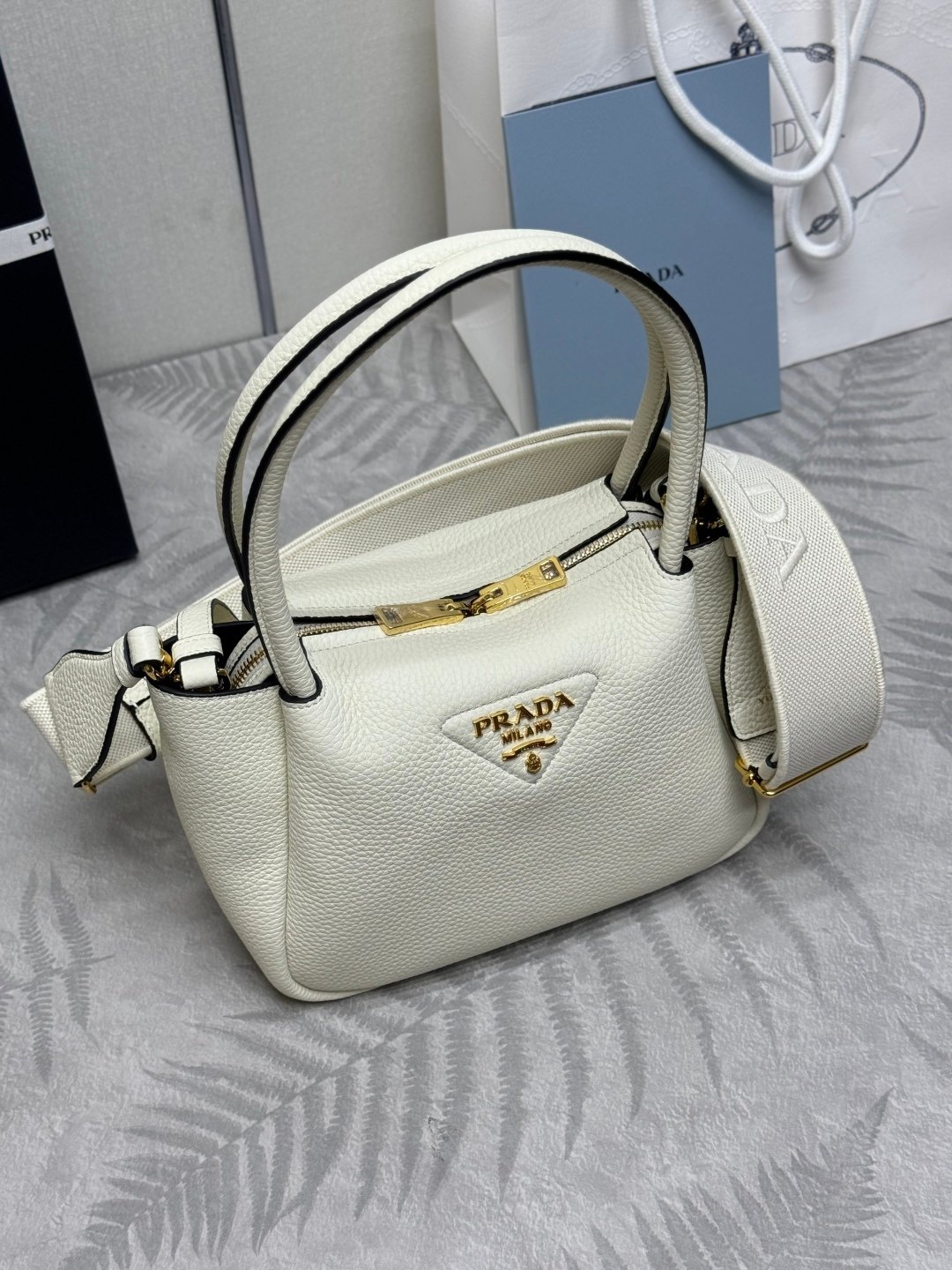 Sac Prada en cuir grainé – Style iconique avec bandoulière amovible – Image 31