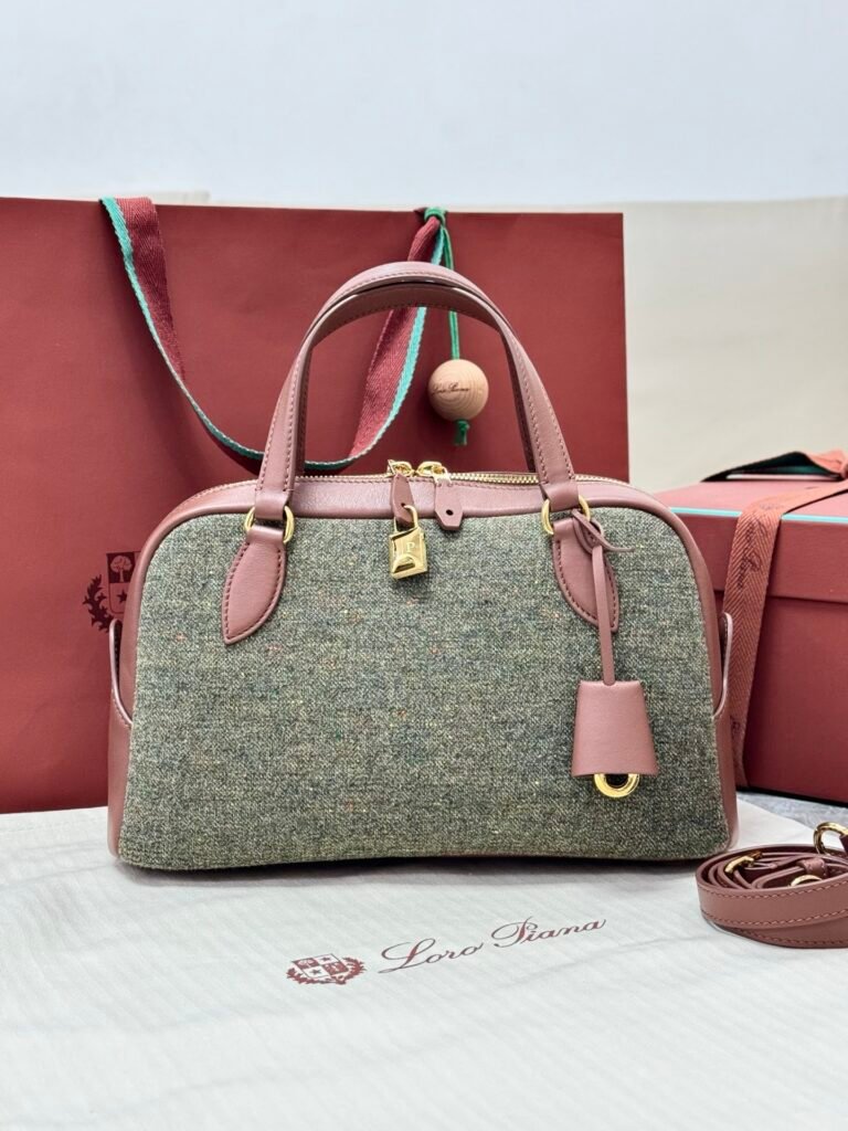 Sac Loro Piana – Élégance Intemporelle en Tweed et Cuir