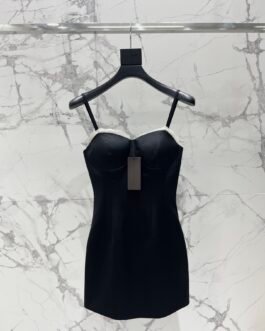 Robe Ermanno Scervino noire bustier à fines bretelles et dentelle – coupe ajustée élégante