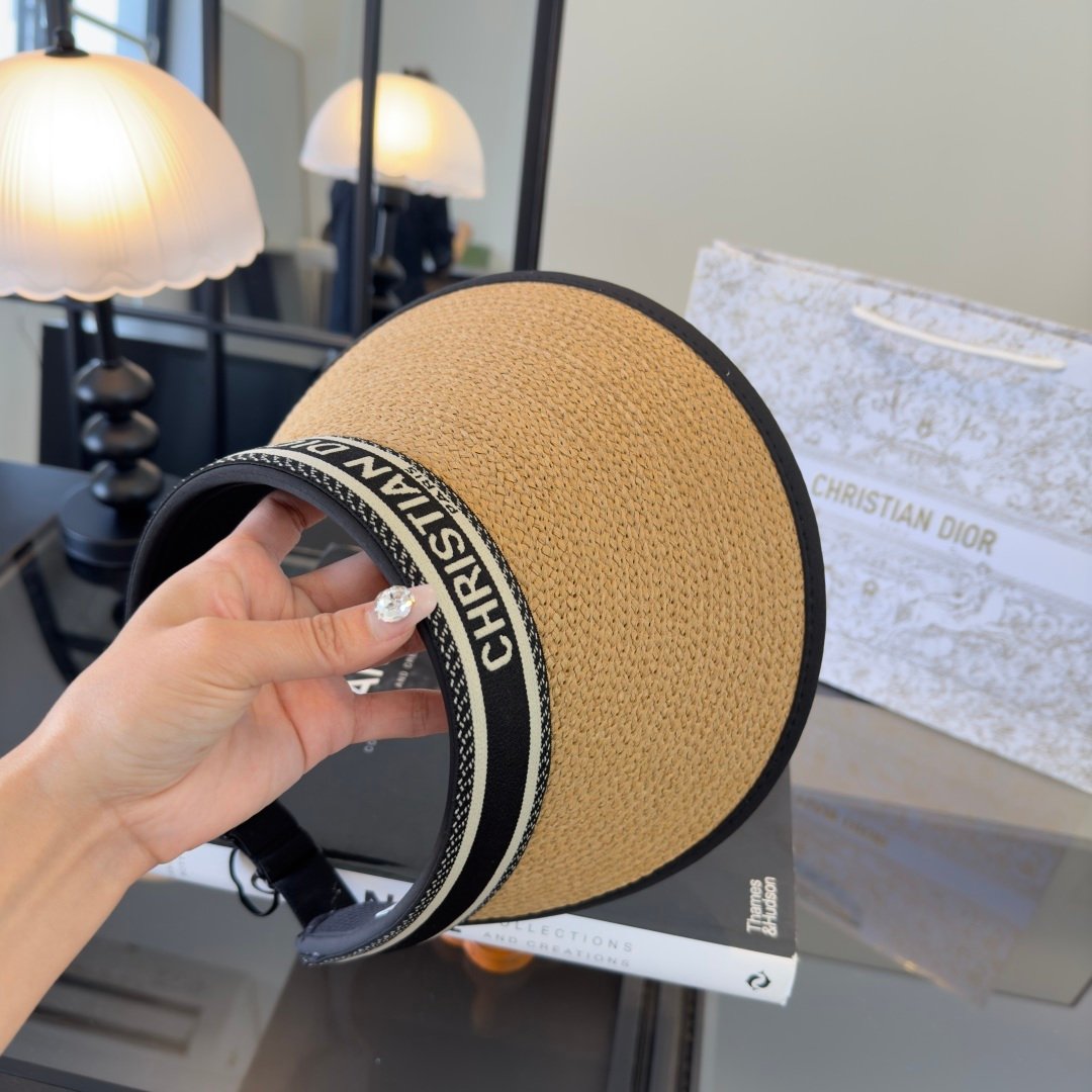 Visière en paille “DiorClub” Christian Dior – bande signature jacquard