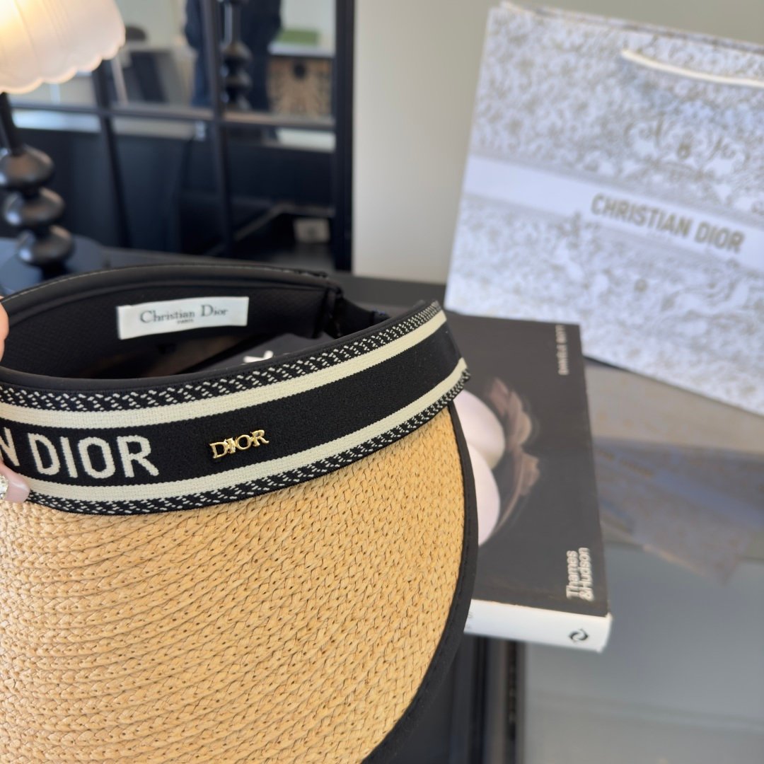 Visière en paille “DiorClub” Christian Dior – bande signature jacquard