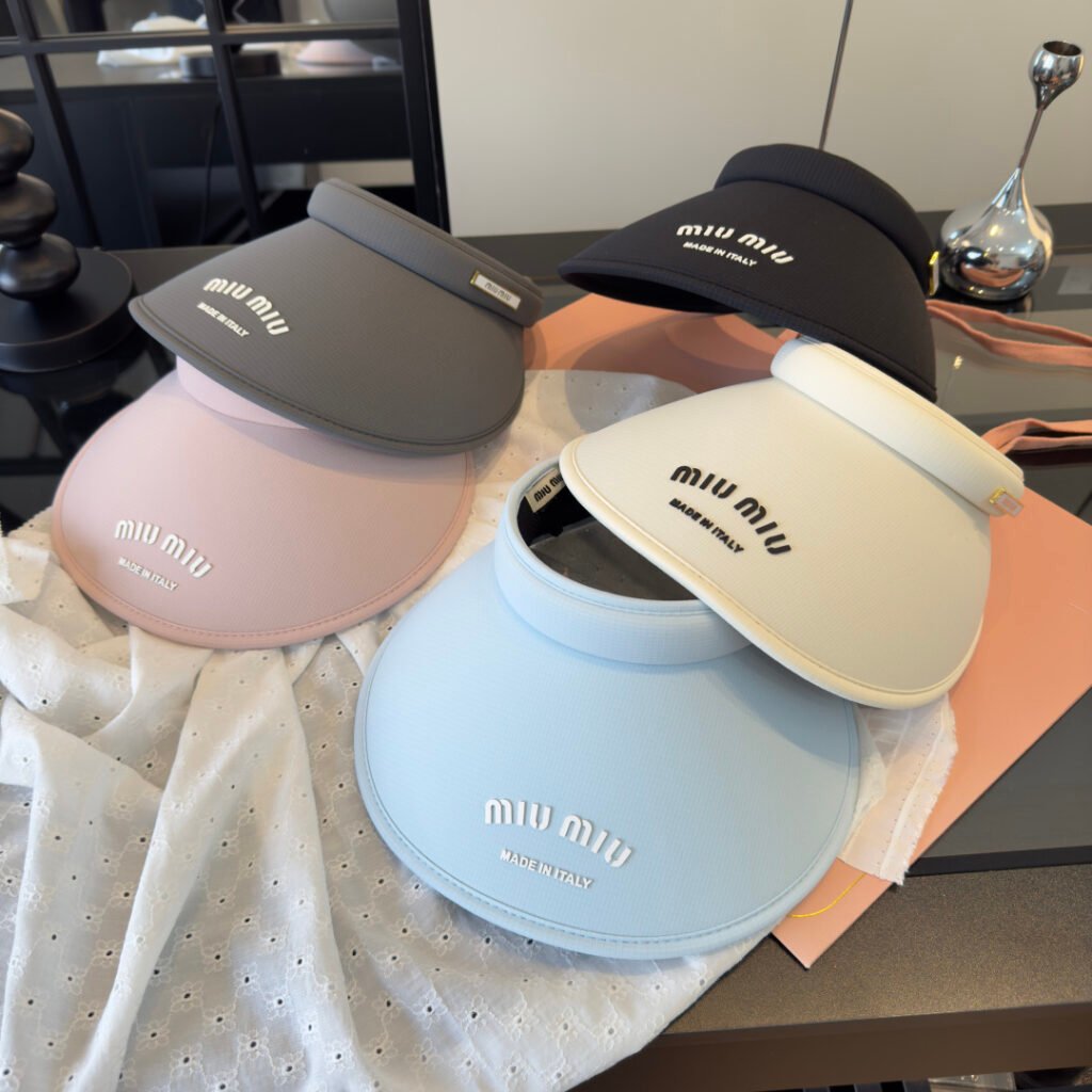 Miu Miu Logo Visor en tissu technique – visière avec logo