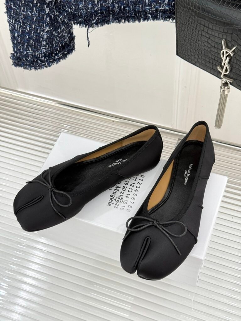 Ballerines Maison Margiela Tabi en cuir plissé