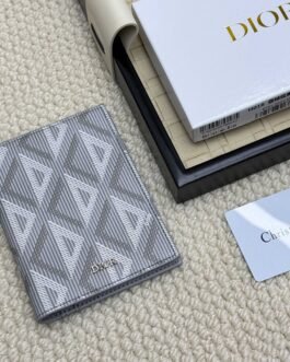 Porte-cartes vertical Dior en toile CD Diamond gris et cuir de veau