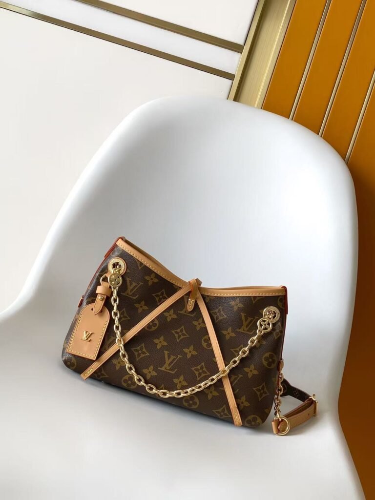 Louis Vuitton CarryAll BB en toile Monogram