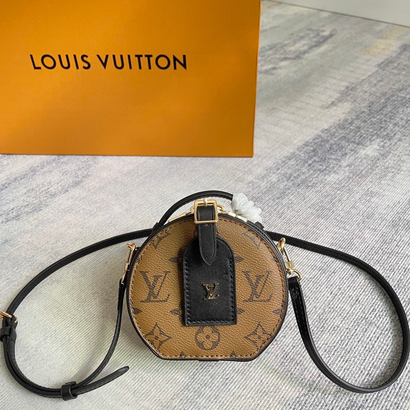 Sac Louis Vuitton Mini Boîte Chapeau Monogram – Image 2