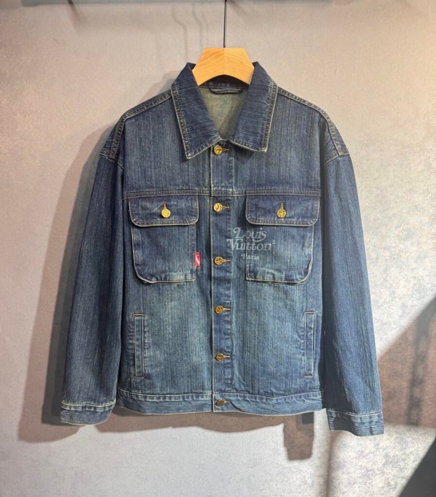 Veste en Jean Louis Vuitton Pharrell Williams "Graphic Print"