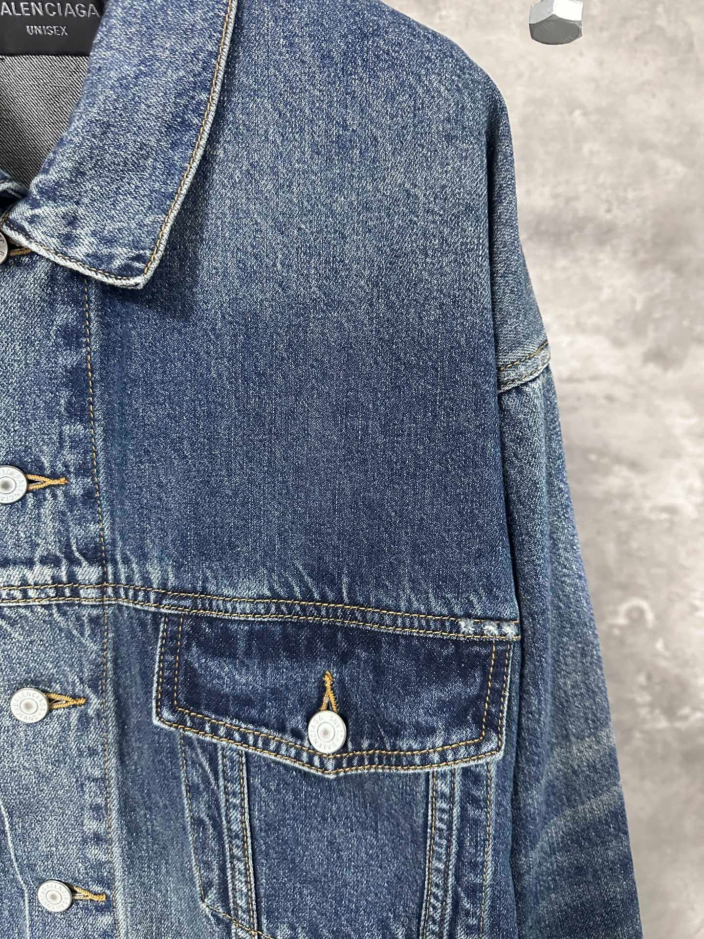 Veste en Jean Balenciaga Oversized Denim Jacket unisexe – Image 3