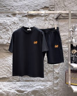Ensemble T-Shirt et Short Hermès "Calèche" 2026