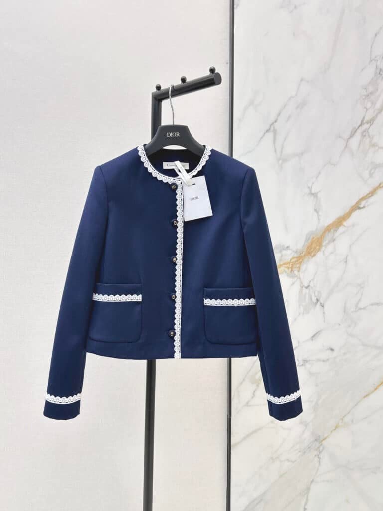 Veste Courte Dior en Laine et Soie avec Dentelle Écrue