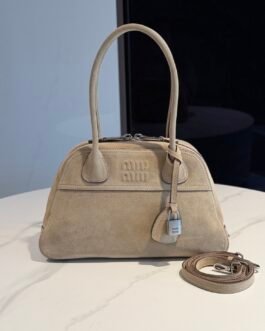 Sac Miu Miu Vivant avec poches pratiques – Organisation optimale