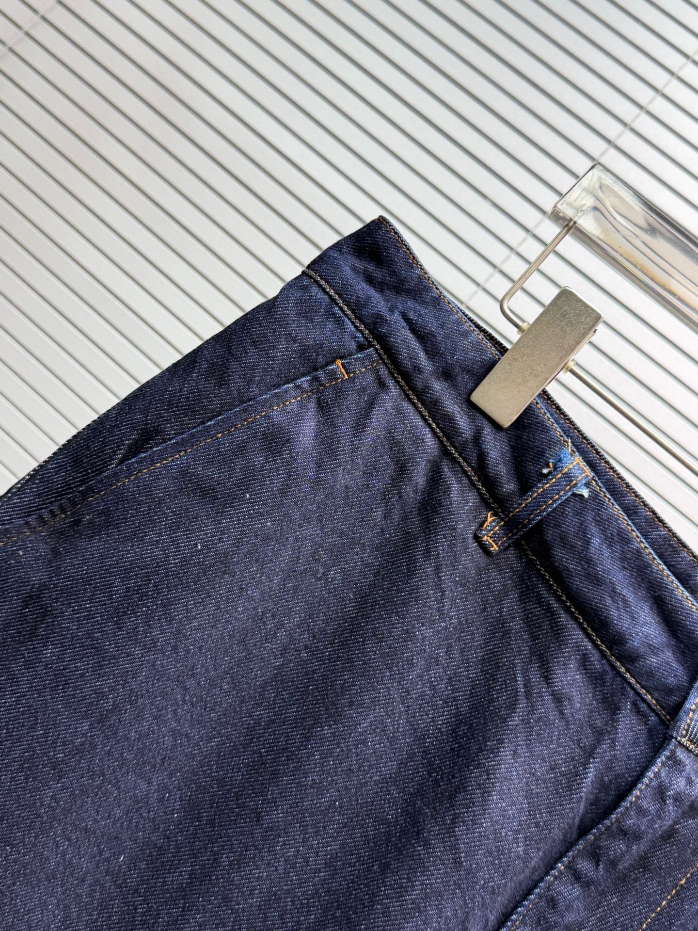 Louis Vuitton Short Homme Bleu Jean – Collection Été – Image 5