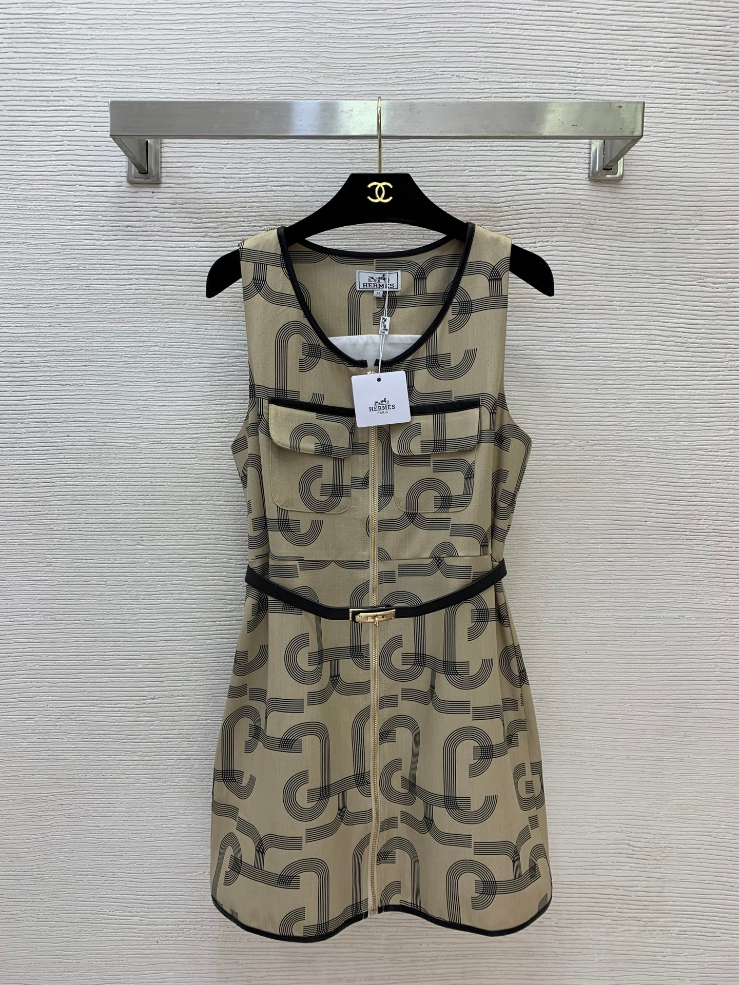 Hermès Combishort Luxe Beige et Noir Ceinturé