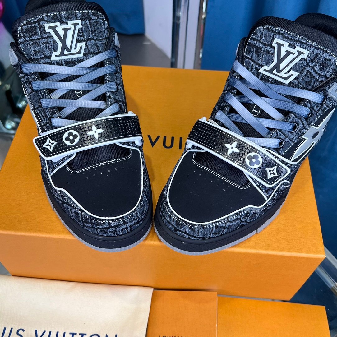 Louis Vuitton Trainer Sneaker Noir Gris Monogram 2026