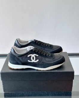 Chanel Baskets CC femme style rétro