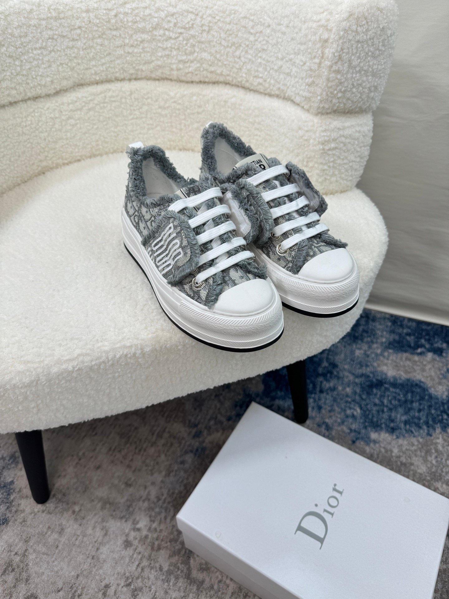 Dior Baskets Walk’n’Dior Platform en maille grise