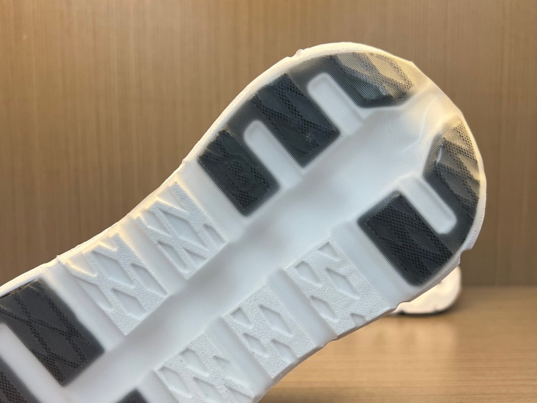 On Running Baskets On Cloudmonster 2 homme blanc et noir