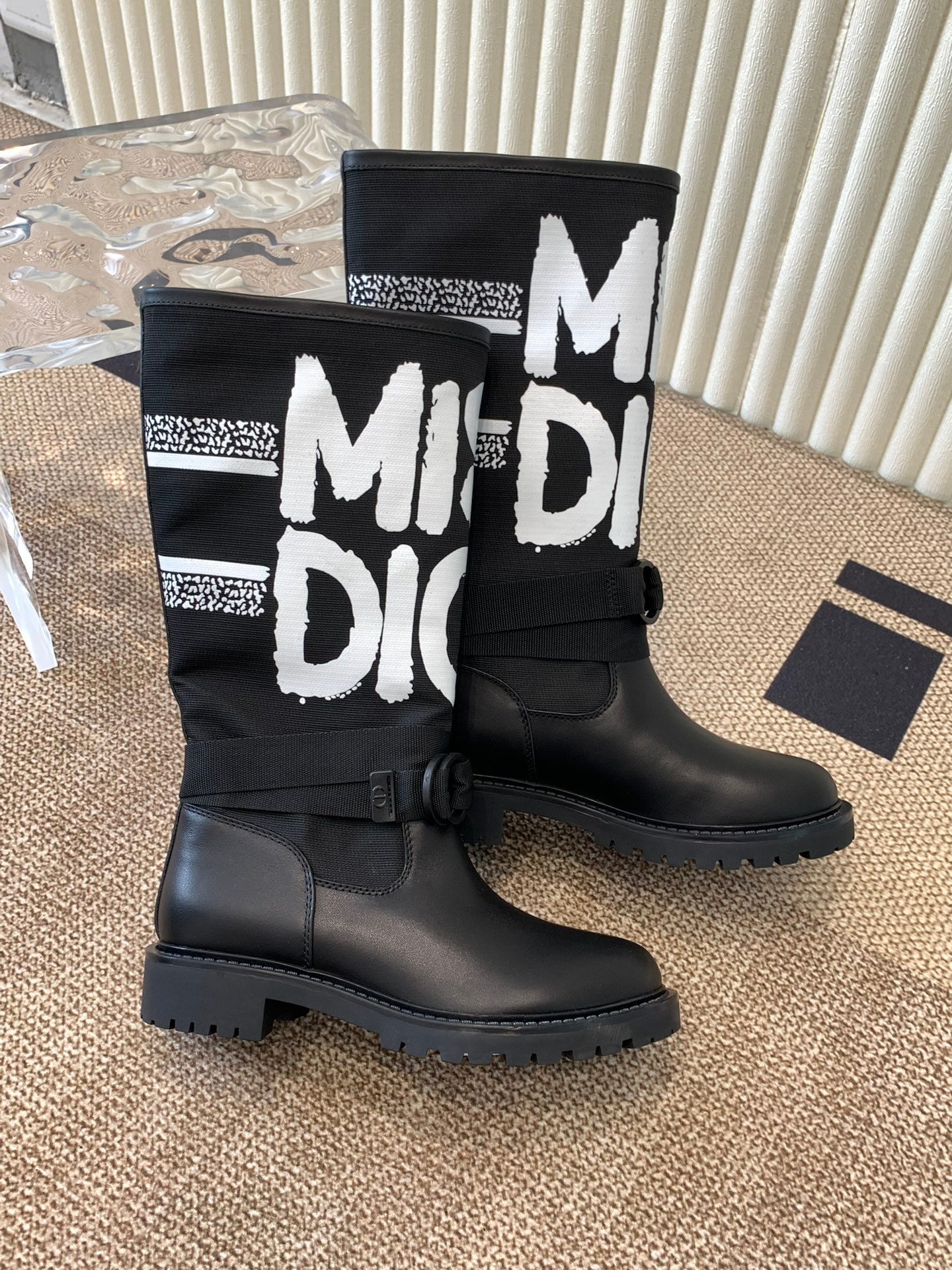 Dior Bottes D-Major Miss Dior Graffiti noires