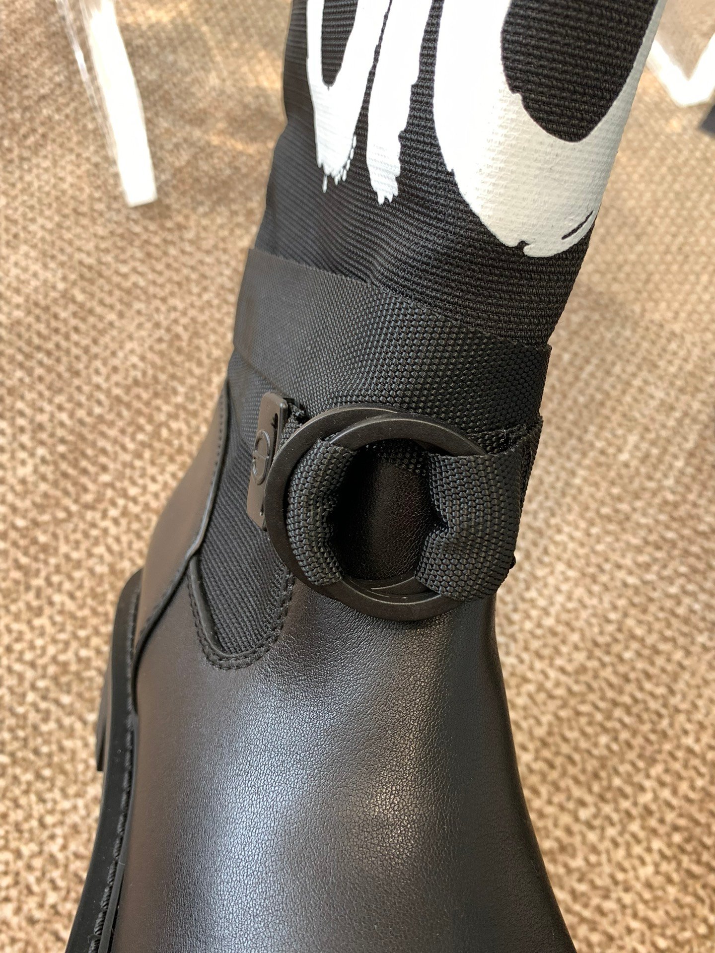 Dior Bottes D-Major Miss Dior Graffiti noires