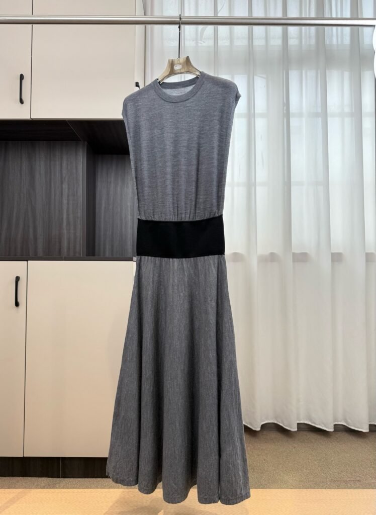 Alaïa Robe plissée bicolore en maille – Gris et noir