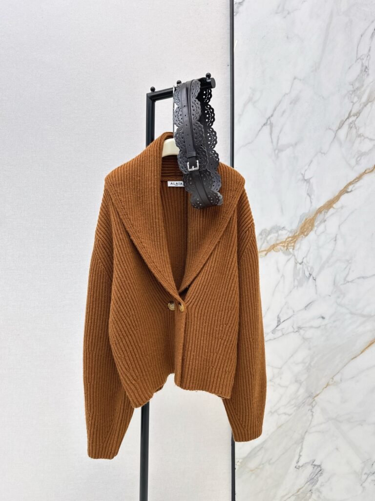 Alaïa Cardigan péplum en maille – Camel