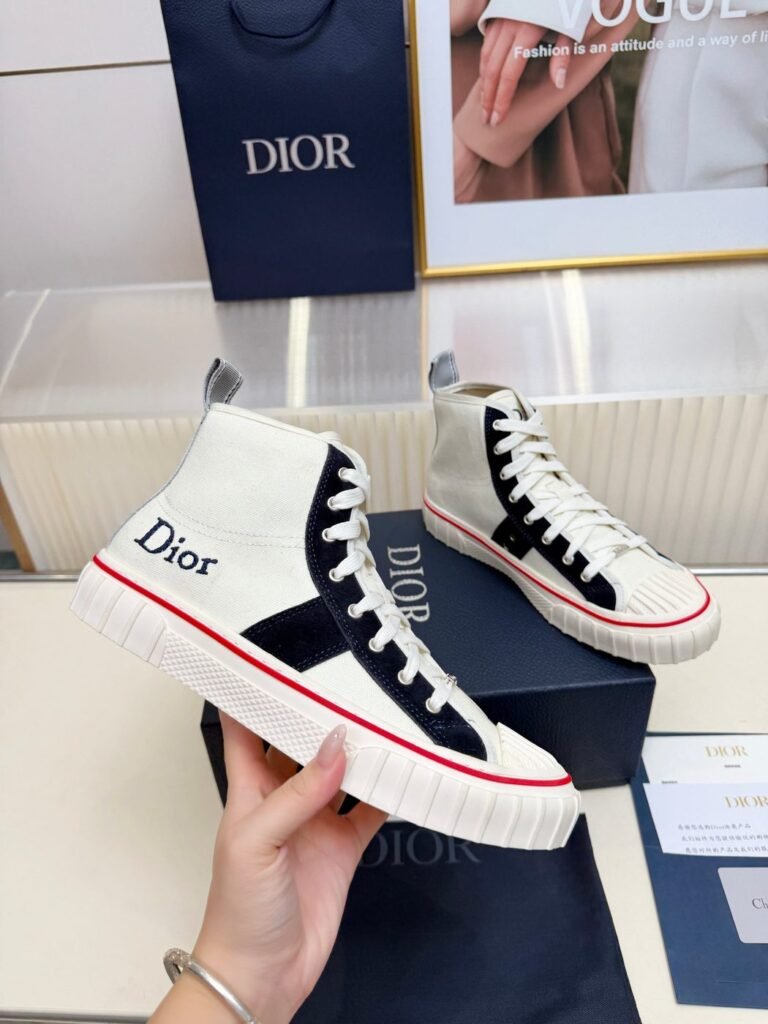 Dior B23 Baskets montantes blanc et noir à bordure rouge