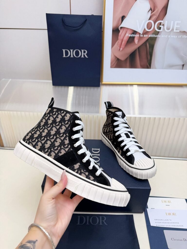 Dior B23 Baskets montantes Oblique noir et beige